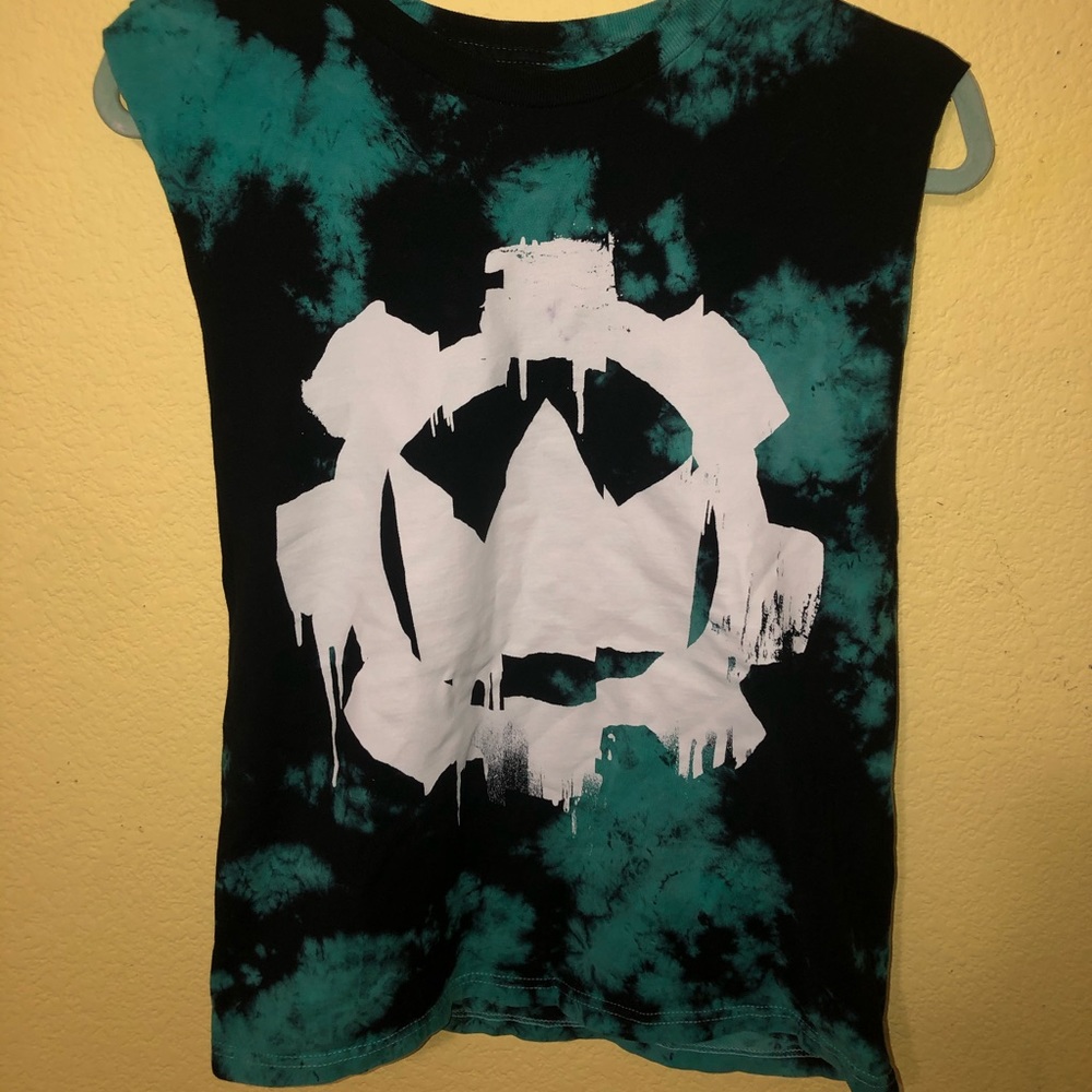 2 Crown The Empire Tank Tops